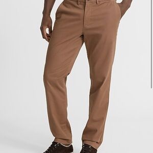 Express Men's Khaki Chinos 34x32”